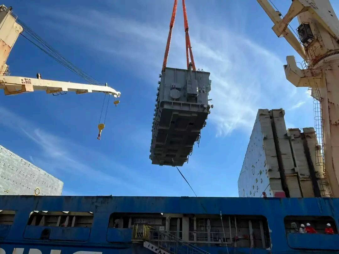 Dalawang 128-Ton Transformer ang Naglayag Patungo sa Africa: Bakit Ang Bawat Mabigat na Pag-angat ay Isang Pagsubok ng Kasanayan at Responsibilidad