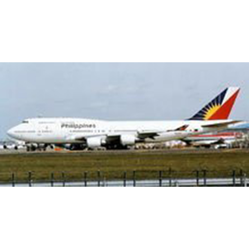 Lumipad sa Philippine Airlines